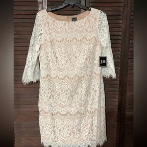 Dress white lace size 18
